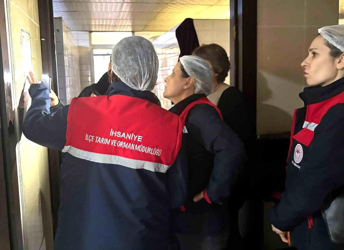 Afyonkarahisar İhsaniye'de Gıda İşletmeleri Denetimleri Sıkılaştırıldı