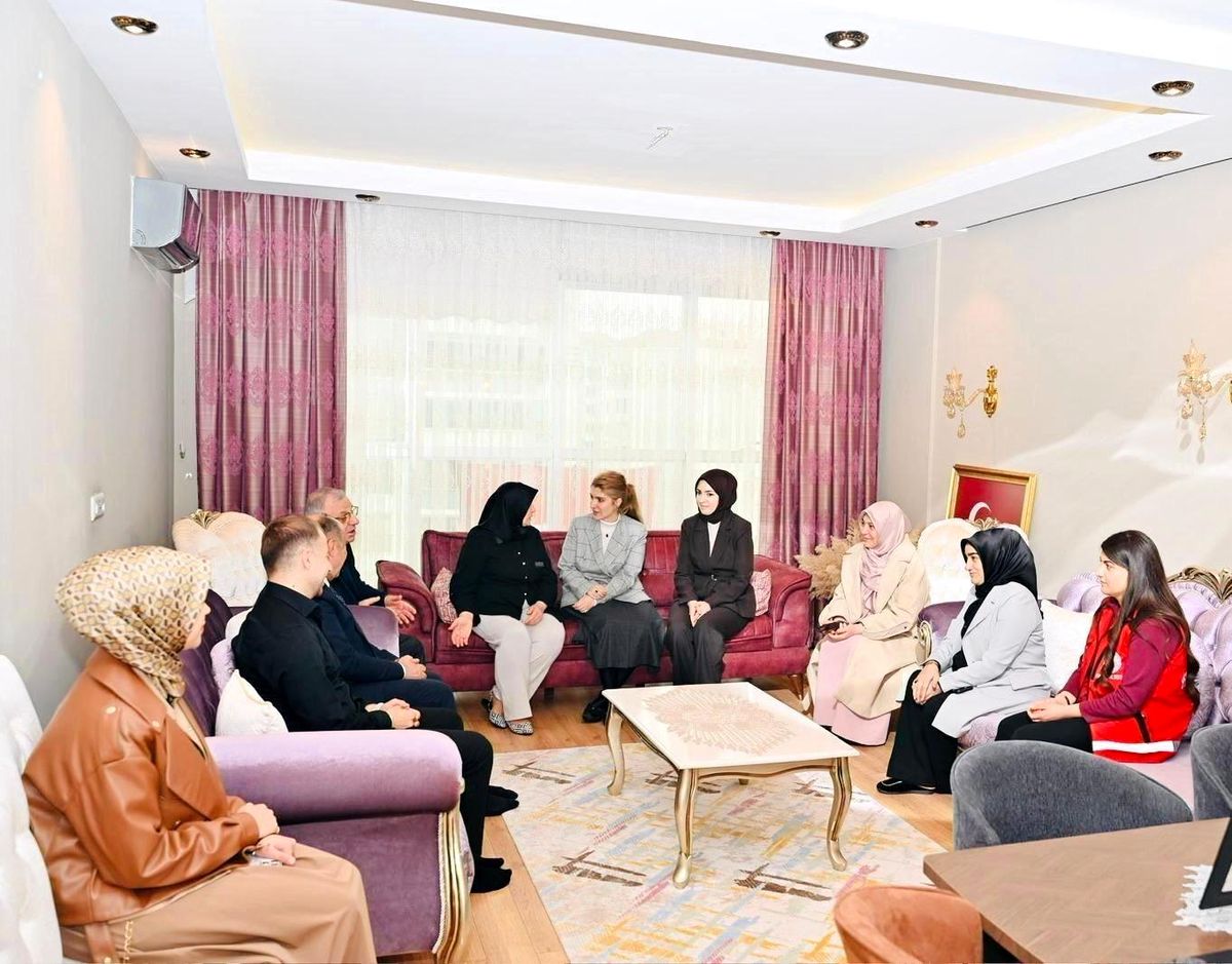 AK Parti Milletvekilinden Şehit Ailesine Bayram Ziyareti: “Şehitlerimizin Emaneti Baş Tacımızdır”