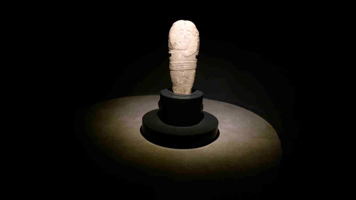 Erzurum Müzesi'nde Sergilenen 2 Bin 500 Yıllık Taş Baba Heykeli, Türk Kültür Tarihinin Eşsiz Mirası