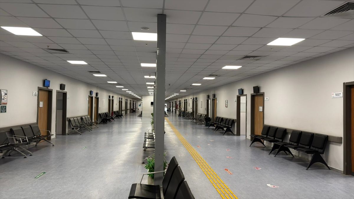 Defne Devlet Hastanesi Su Baskını Sonrası Sterilizasyonla Tam Kapasite Hizmete Döndü