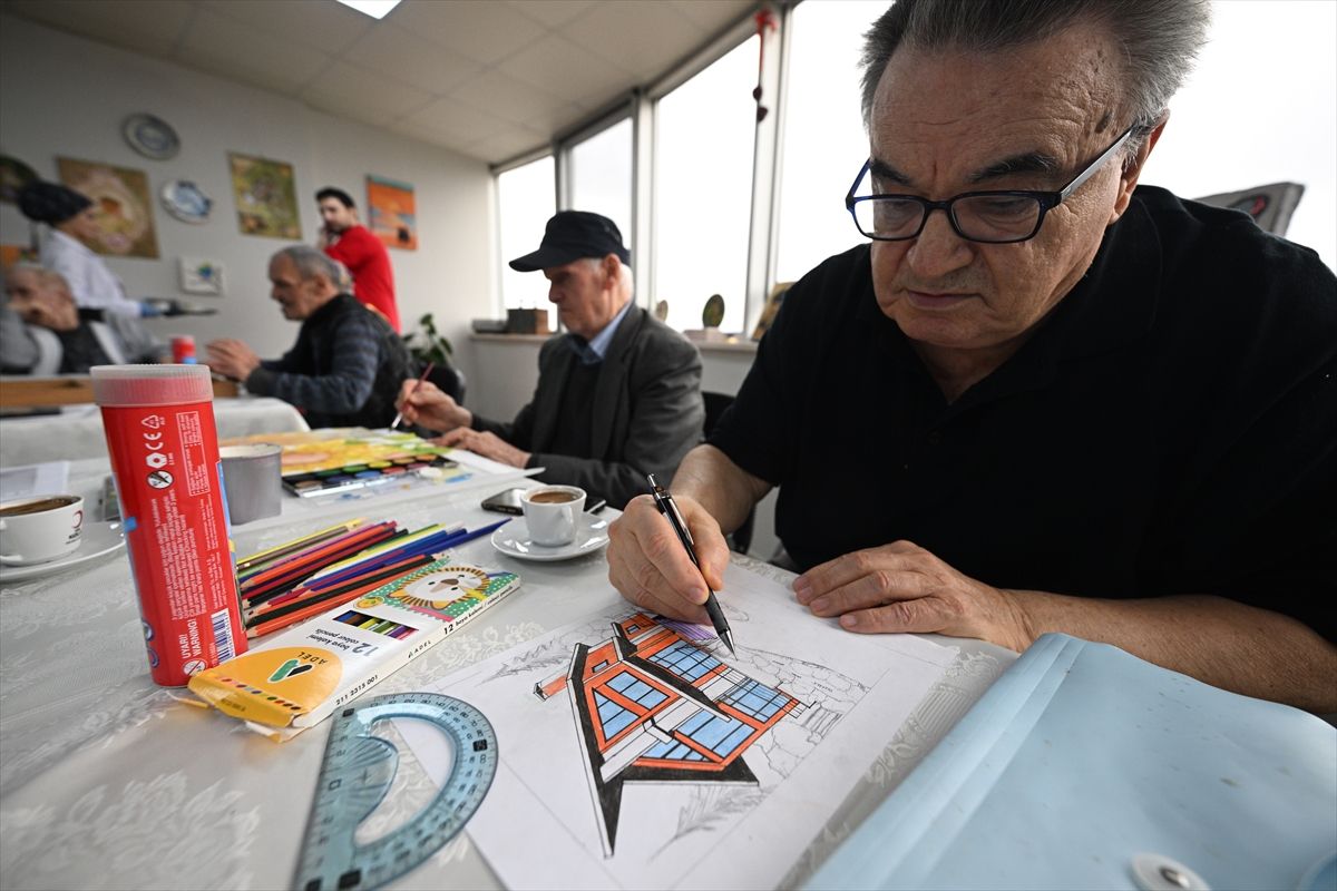 Türk Kızılay Akçakoca-Kaynaşlı Konukevi Yaşlılara Sanatla Yaşam Sevinci Sunuyor