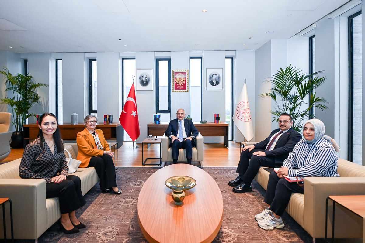 Kültür ve Turizm Bakanı Mehmet Nuri Ersoy’dan Okuma Kültürünü Yaygınlaştıracak Yeni Kütüphane Projeleri