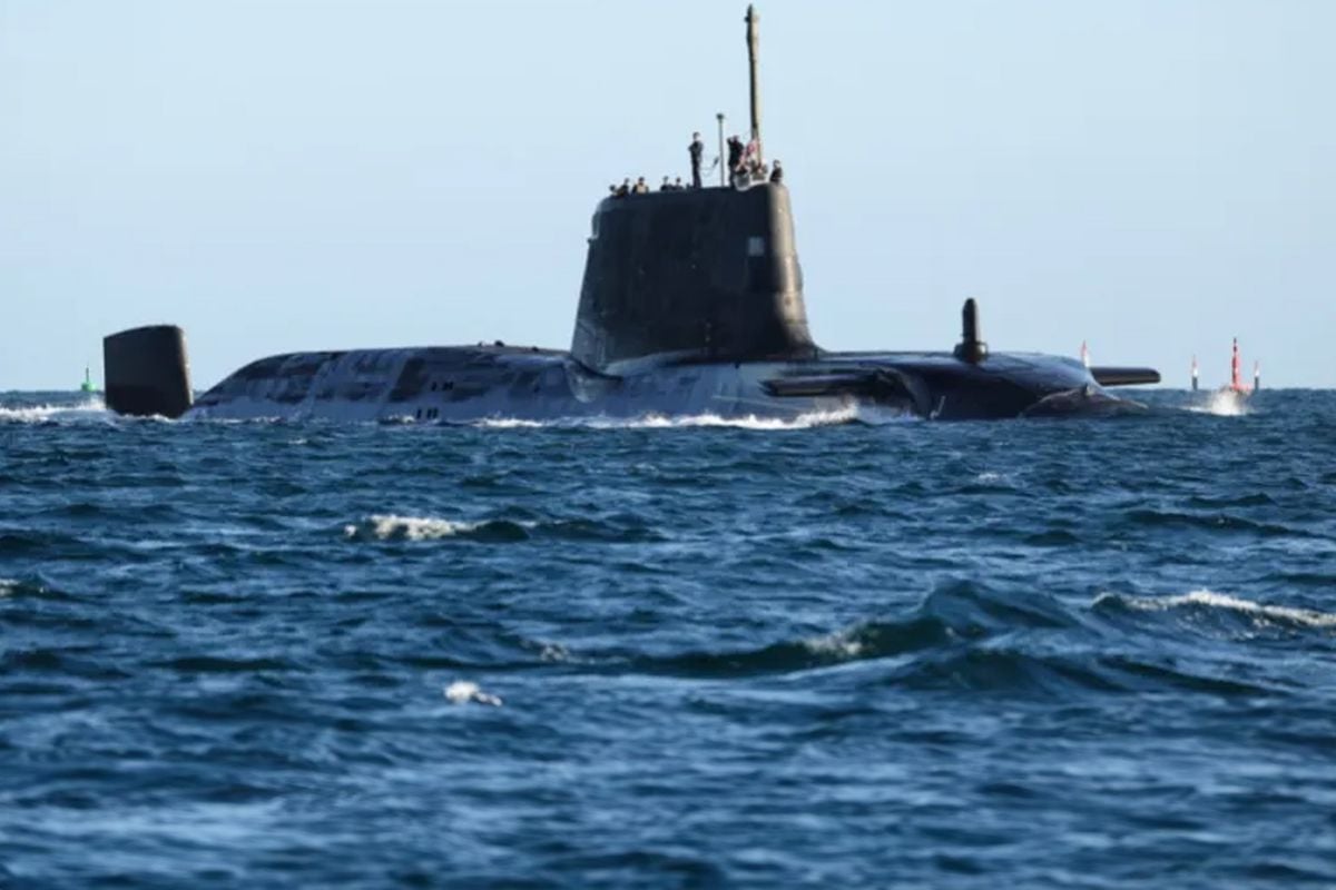 İngiltere'nin Nükleer Denizaltısı HMS Anson Umman Denizi'nde: Orta Doğu Gerilimi Tırmanıyor