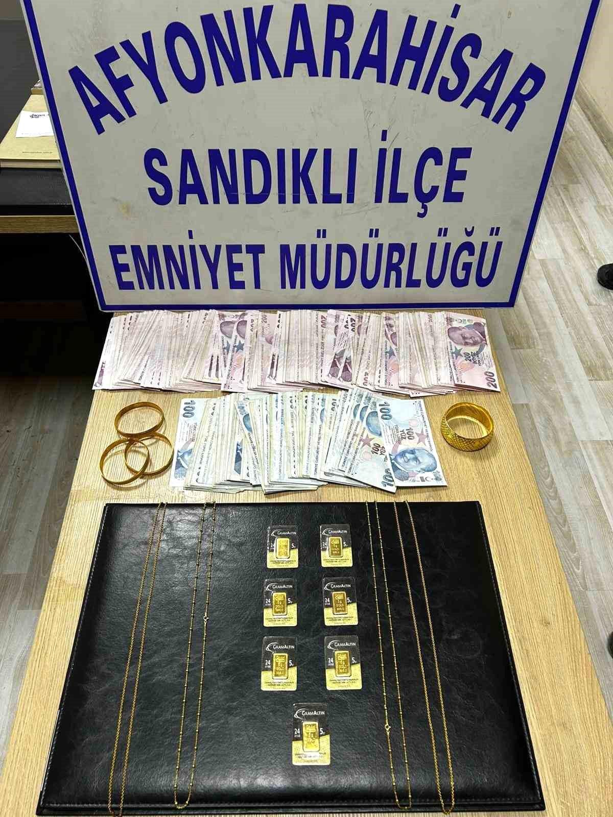 Kütahya'da Sahte Altınla Dolandırıcılık Yapan 2 Şahıs Afyonkarahisar'da Yakalandı