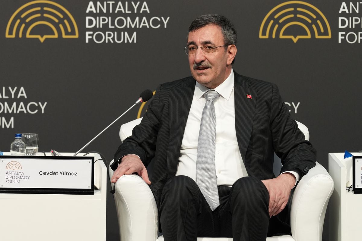 Cumhurbaşkanı Yardımcısı Cevdet Yılmaz: Avrupa'nın Liderlik ve Siyasi Yetki İhtiyacı Artıyor