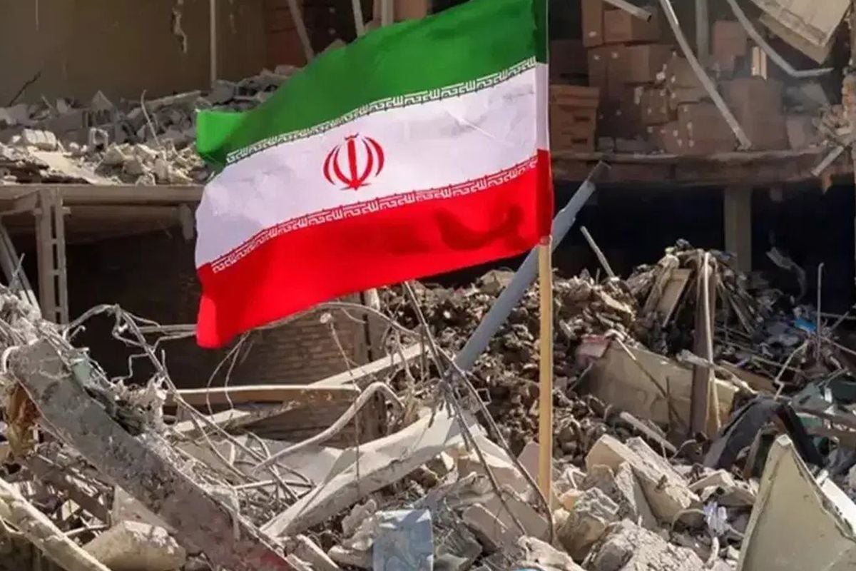 Buşehr Nükleer Santrali Füze Saldırısına Uğradı: Kritik Bölümlerde Hasar Yok