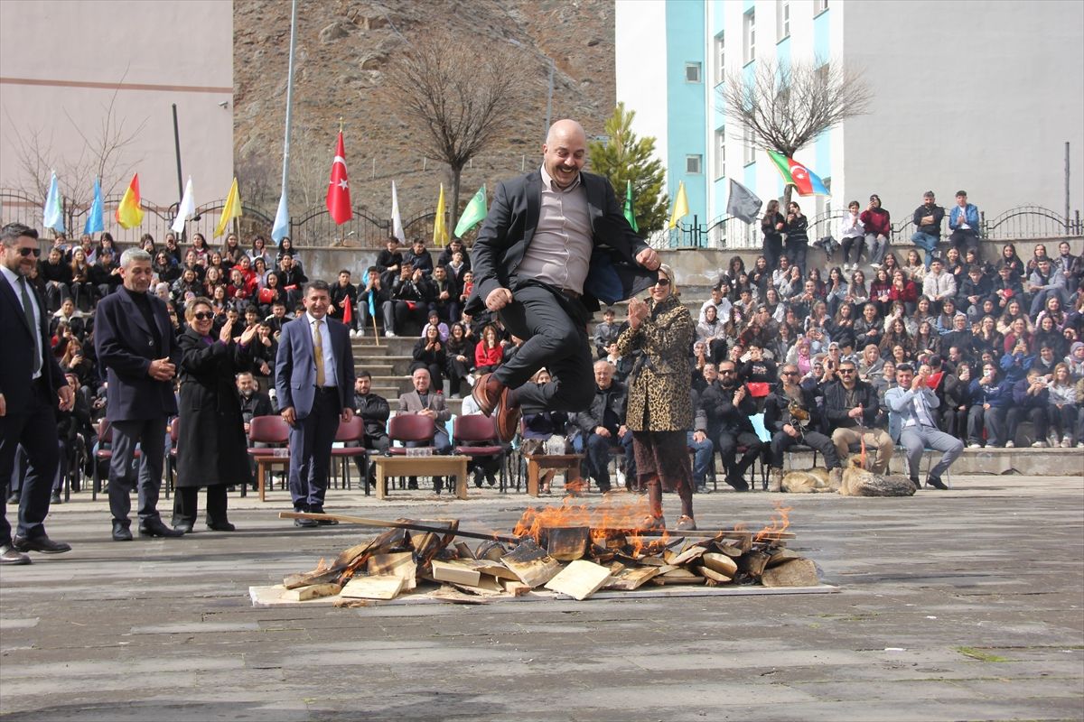 Sivas Zara'da Nevruz Coşkusu: Geleneksel Etkinlikler ve Türk Dünyası Ezgileriyle Kutlandı