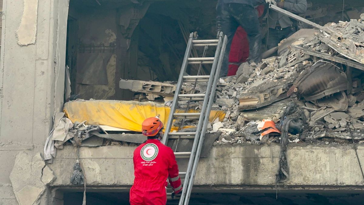 ABD ve İsrail Saldırılarında İran'da 81 Binden Fazla Sivil Birim Zarar Gördü