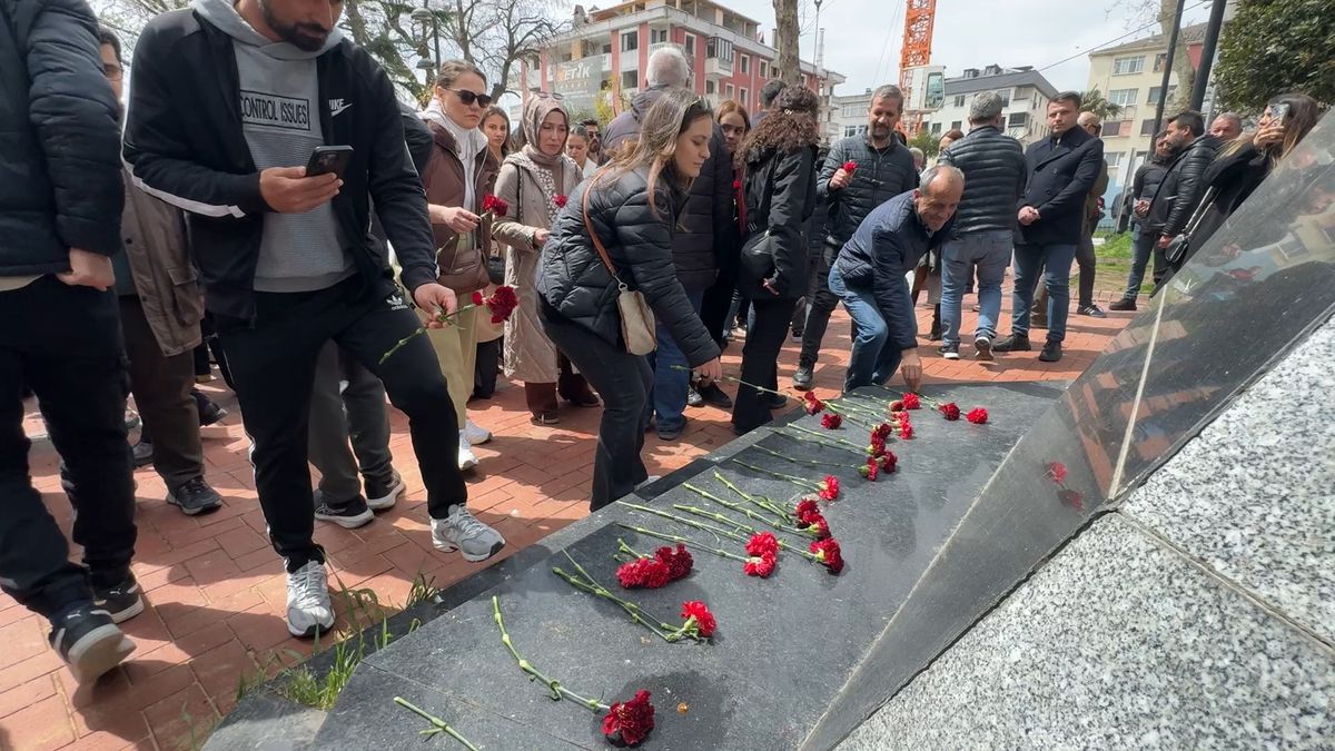 Avcılar’da Türk Eğitim Sen Öğretmenlerinden Şanlıurfa ve Kahramanmaraş’taki Saldırılara Sert Protesto