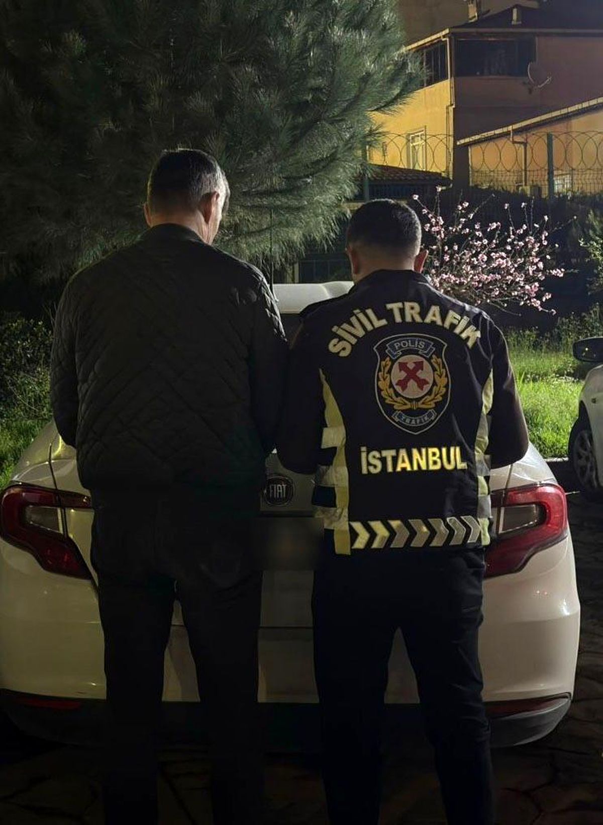 İstanbul Küçükçekmece'de Ters Yöne Giden Sürücüye 31 Bin TL Ceza ve Adli İşlem