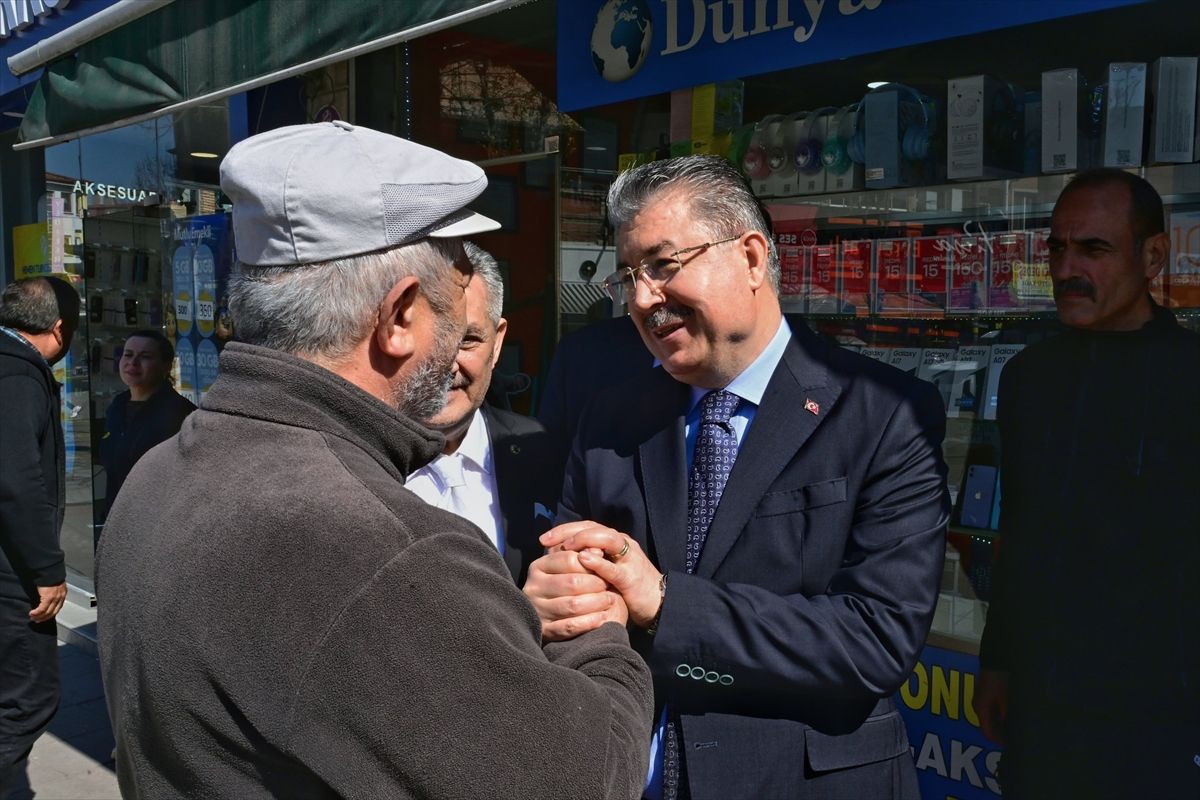 Eskişehir Valisi Erdinç Yılmaz’dan Taşbaşı Esnafına Destek Ziyareti