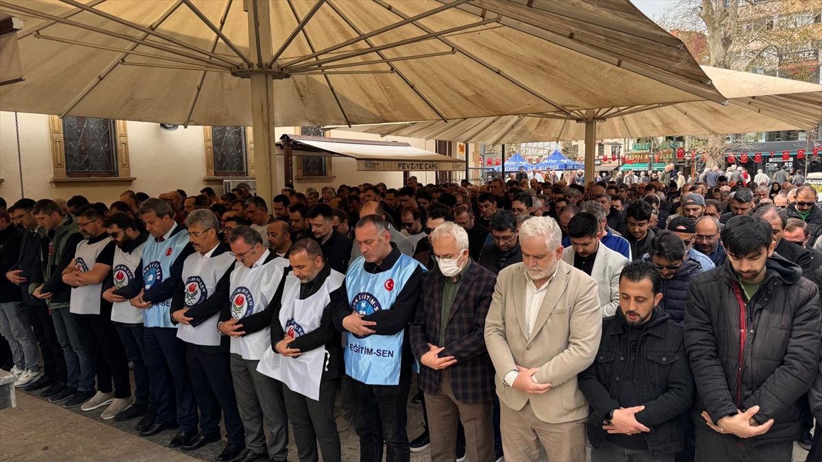 Kahramanmaraş’taki Silahlı Saldırıya Tepki: Çok Sayıda İlde Gıyabi Cenaze Namazı Kılındı