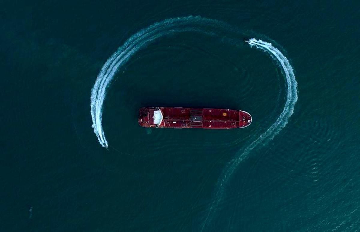 İngiltere Hürmüz Boğazı Ablukasına Katılmayacak: Seyrüsefer Özgürlüğü ve Ekonomik İstikrar Öncelik