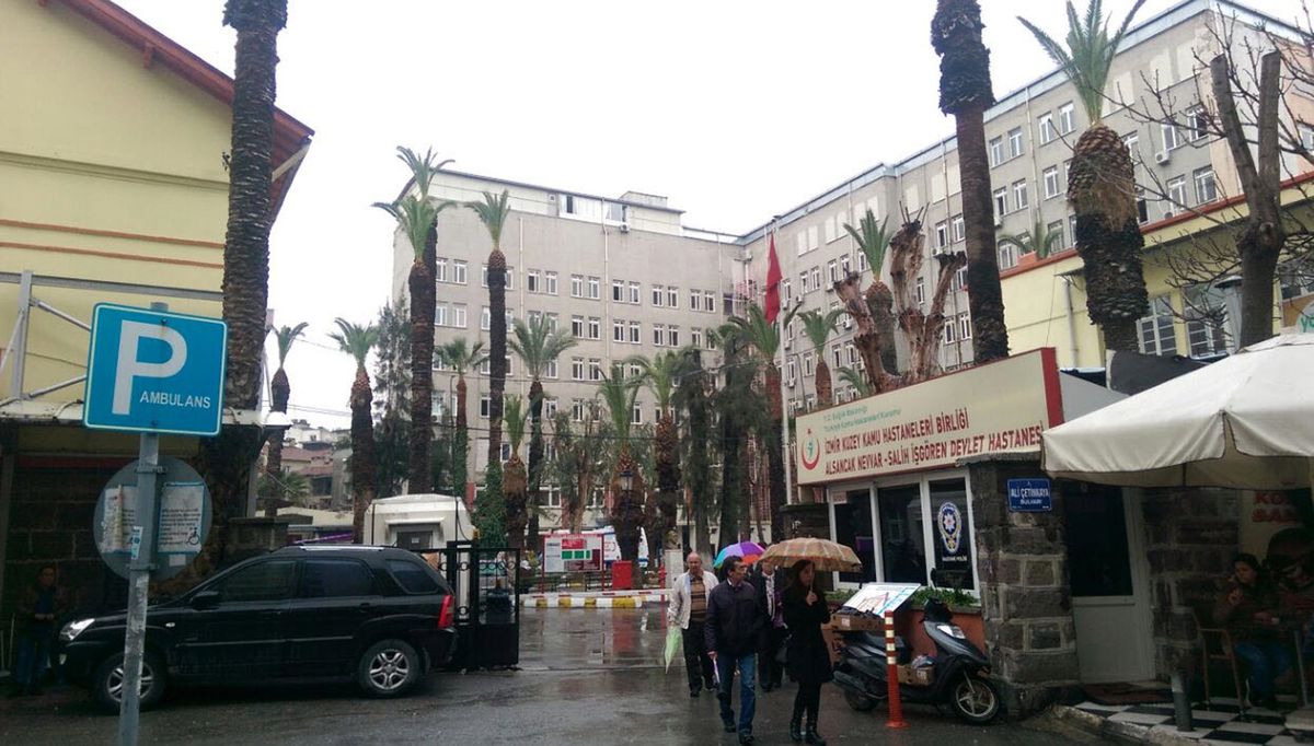 İzmir’de Acı Kader: Kalp Krizinden Ölen Oğlunun Ardından Anne de Hayatını Kaybetti