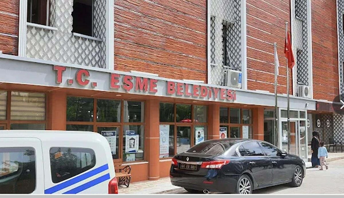 Uşak Eşme Belediye Başkanı Yılmaz Tozan ve Eşi İrtikap Soruşturması Kapsamında Gözaltında