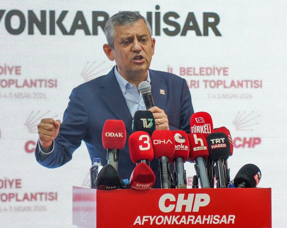 CHP Lideri Özgür Özel'den Sert Tepki:  İftira Atana Dava Açacağım, Haklılığımızı Kanıtlayamazsak Cezaya Razıyız 
