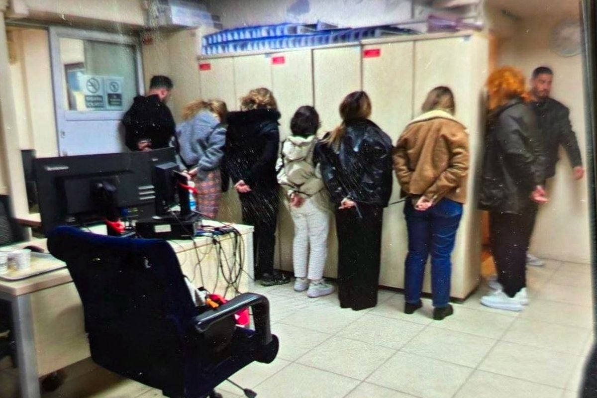 Gratis Çalışanlarının Terör Saldırısına Tepkisizliği ve Hakaret İçeren Paylaşımları Sonrası 4 Kişinin İşine Son Verildi