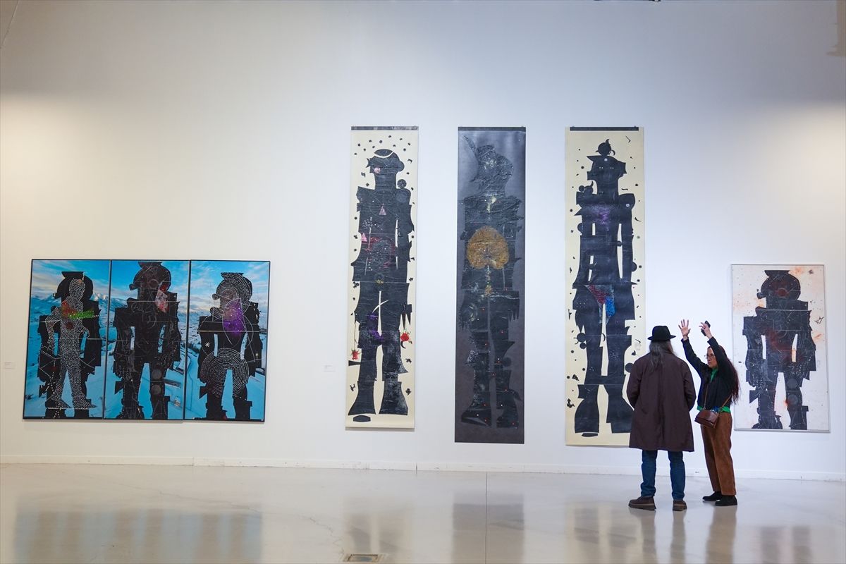 Prof. Dr. Hüsamettin Koçan'dan  Ben Bu  Sergisi CerModern'de Ziyarete Açıldı