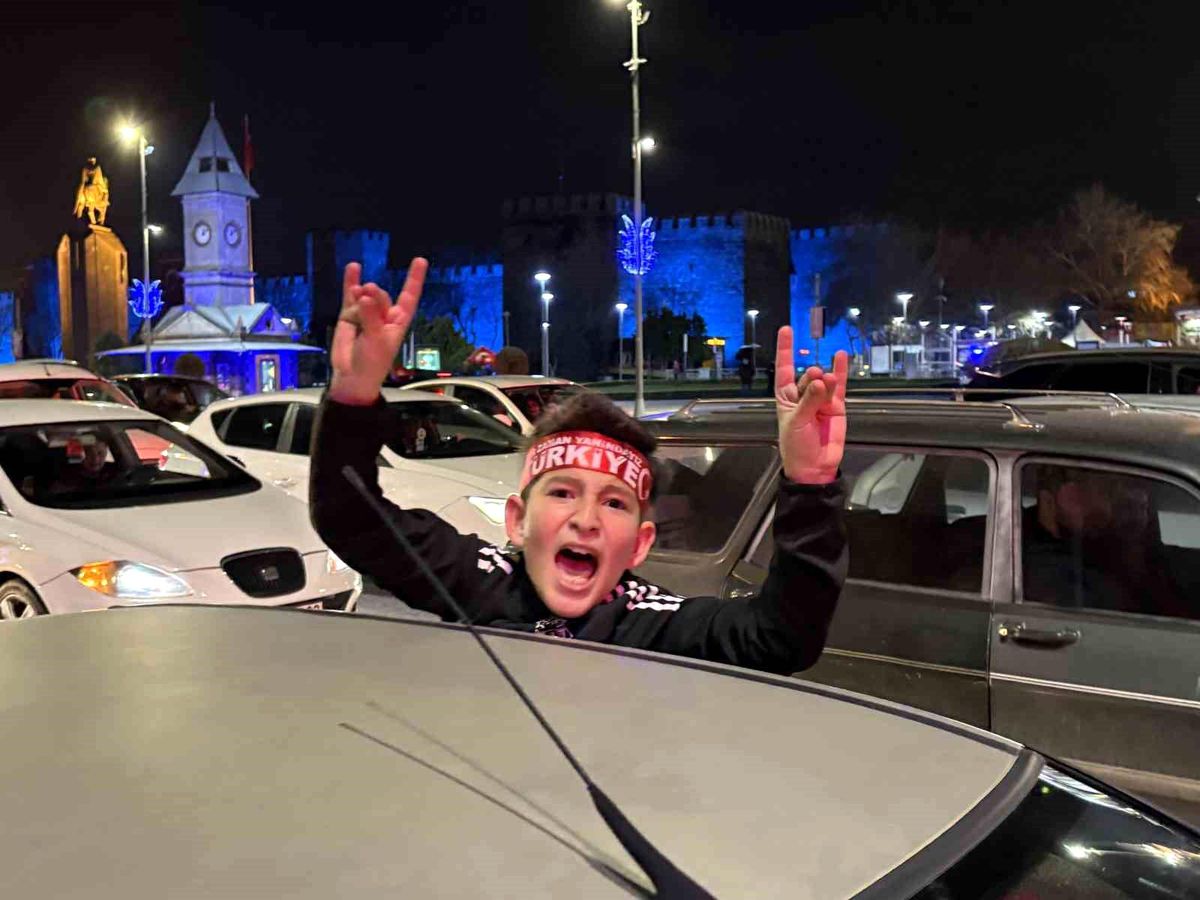 A Milli Takımın Dünya Kupası Sevinci Kayseri'de Coşkulu Kutlandı