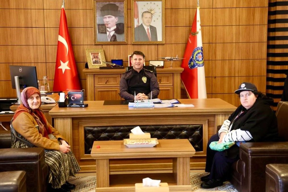 Özel İhtiyaçlı Şeyma’nın Polislik Hayalini Gerçekleştiren Bilecik Emniyet Müdürü'nden Örnek Destek