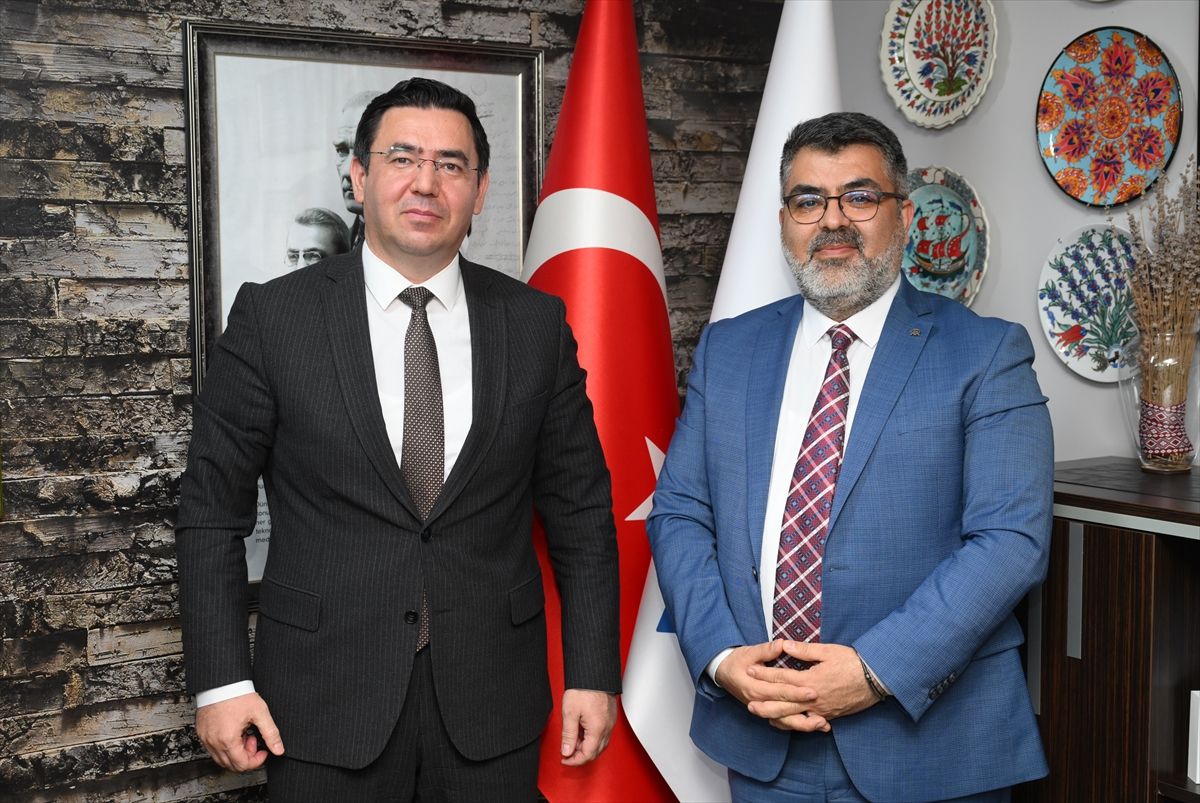 Edirne Cumhuriyet Başsavcısı ve Adalet Komisyonu Başkanı Anadolu Ajansı Edirne Bölge Müdürlüğü'nü Ziyaret Etti