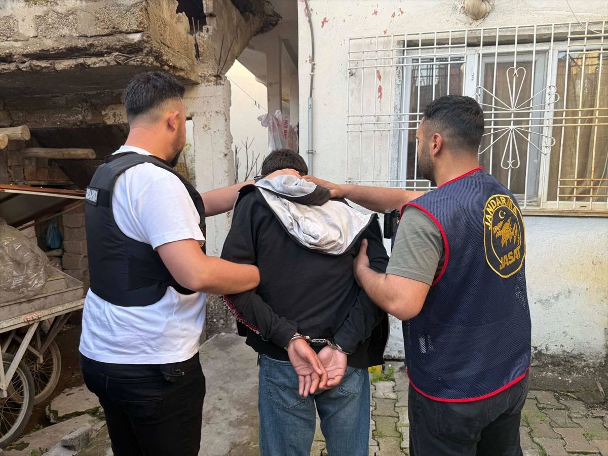 MİT Koordinasyonunda 9 İlde Siber Suç Operasyonu: 12 Şüpheli Yakalandı