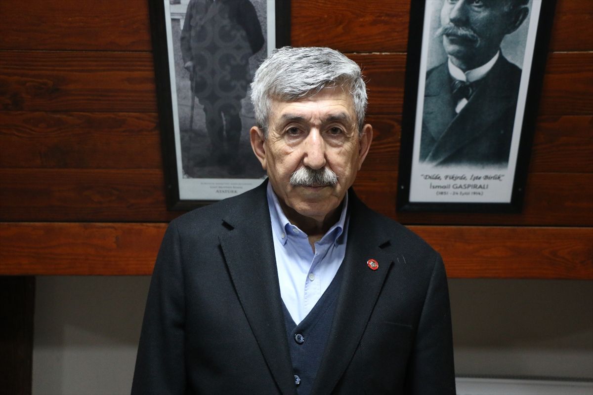 Bakü Türkoloji Kurultayı'nın 100. Yılında Eskişehir'de Uluslararası Sempozyum Düzenlendi