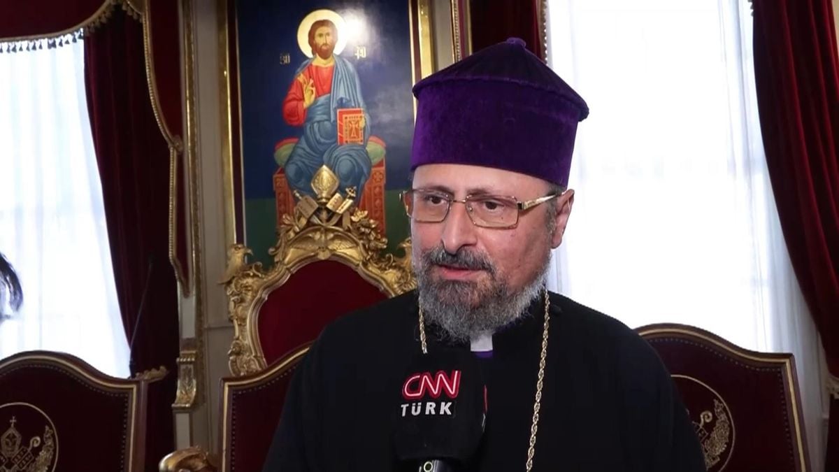 Türkiye Ermenileri Patriği Sahak Maşalyan’dan Paskalya’da Barış ve Orta Doğu Vurgusu: “Bayramlar Savaşla Gölgeleniyor”