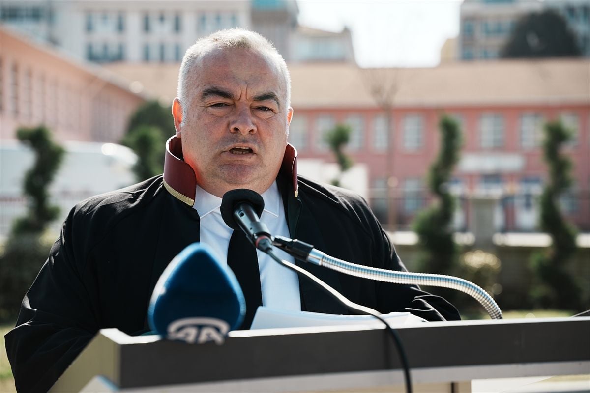 Çanakkale'de 5 Nisan Avukatlar Günü Kutlamalarında Adalet ve Hukukun Önemi Vurgulandı