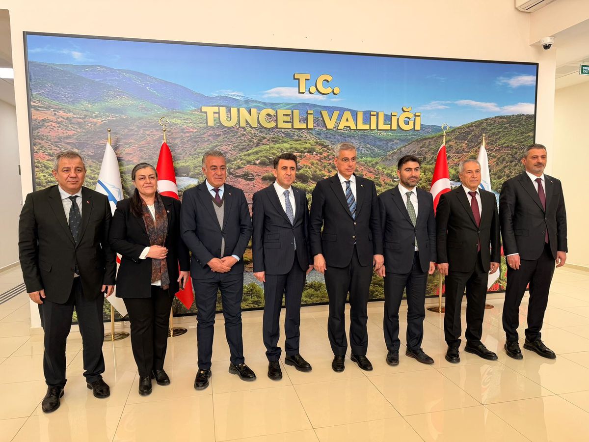 Sağlık Bakanı Kemal Memişoğlu Tunceli’de Kritik Sağlık Projelerini Görüştü