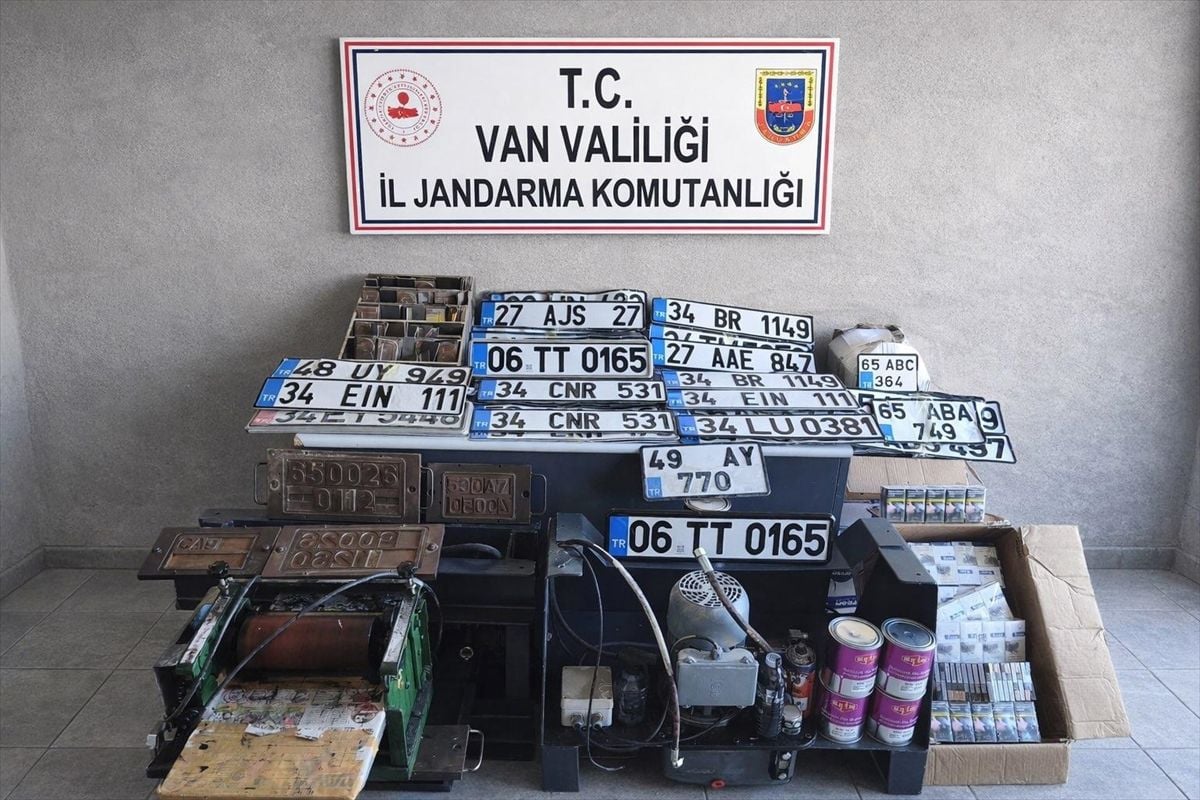 Van Tuşba'da Sahte Plaka Operasyonu: 4 Kişi Gözaltına Alındı