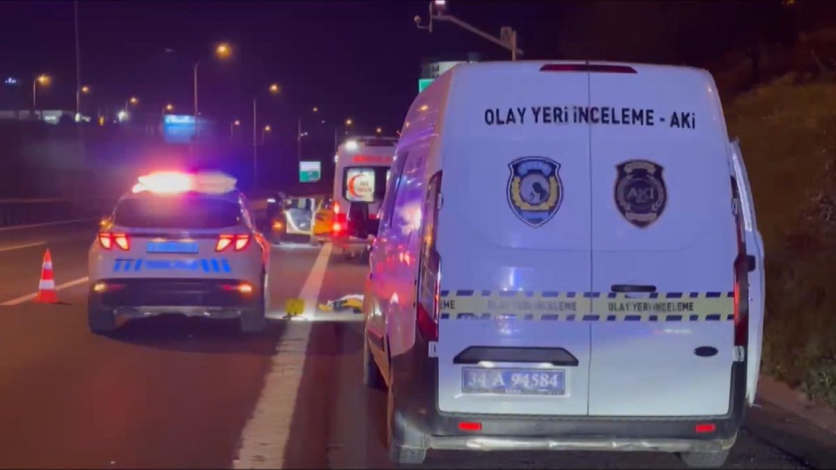 Sultanbeyli TEM Otoyolu'nda Korkunç Kaza: Taksi Yayaya Çarptı, 1 Ölü, 1 Yaralı