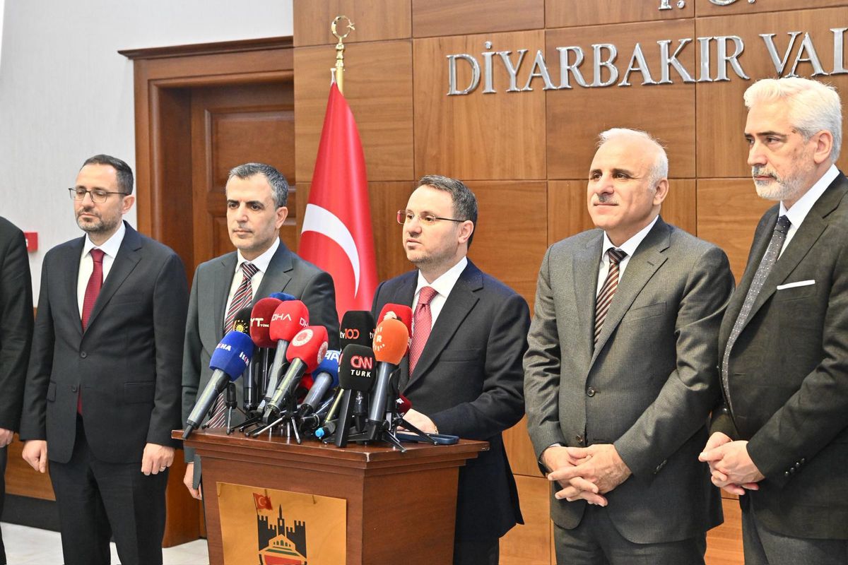 Adalet Bakanı Akın Gürlek:  Güçlü Türkiye'nin Yolu Milli Birlik ve Kardeşlikten Geçiyor 