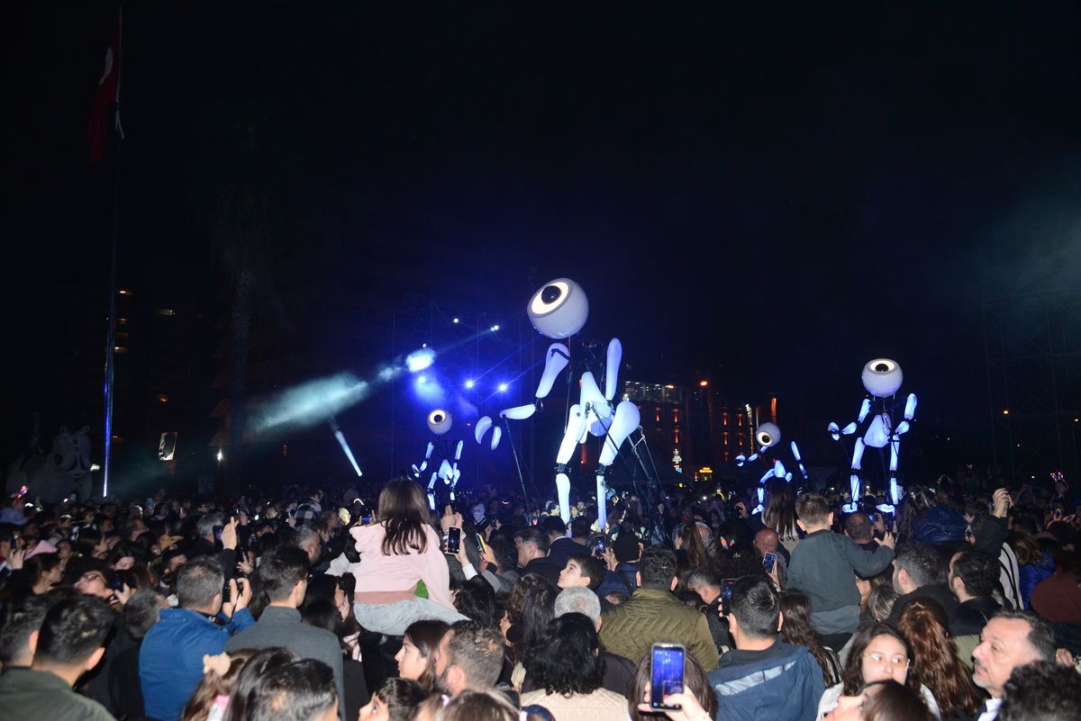 25. Sabancı Uluslararası Adana Tiyatro Festivali Başladı: Dünya Çapında Sanatçılar Adana'da Buluşuyor