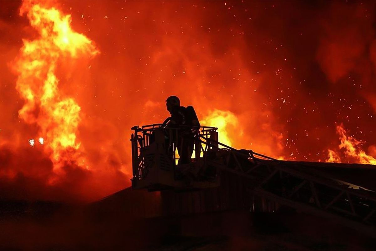 Türkiye'de Yangın Riski Artıyor: Kent Merkezleri ve Tarım Bölgeleri Kritik Tehlike Altında