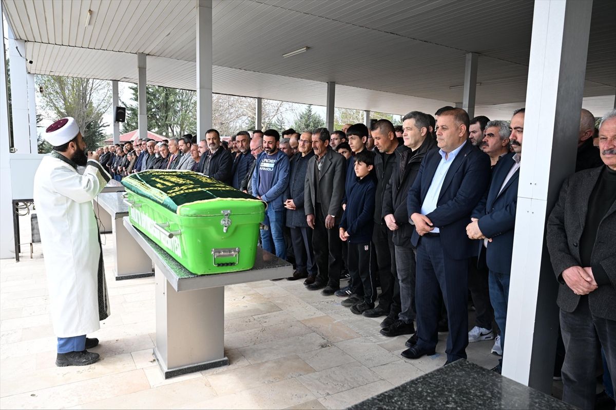 Malatya'da Boğulma Tehlikesi Geçiren Öğretmen Çiğdem Karagülle Hayatını Kaybetti