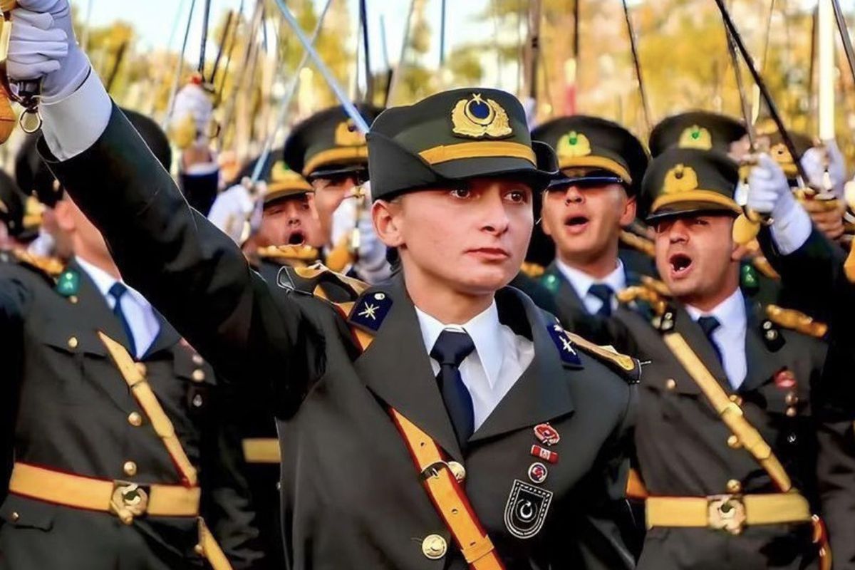 TSK'dan İhraç Edilen Teğmen Ebru Eroğlu’nun Dava Talebi Red Edildi