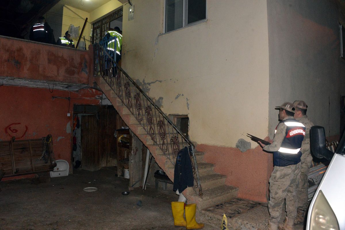 Kahramanmaraş'ta Korkunç Cinayet: Eşini Başından Vurarak Öldüren Şüpheli Teslim Oldu