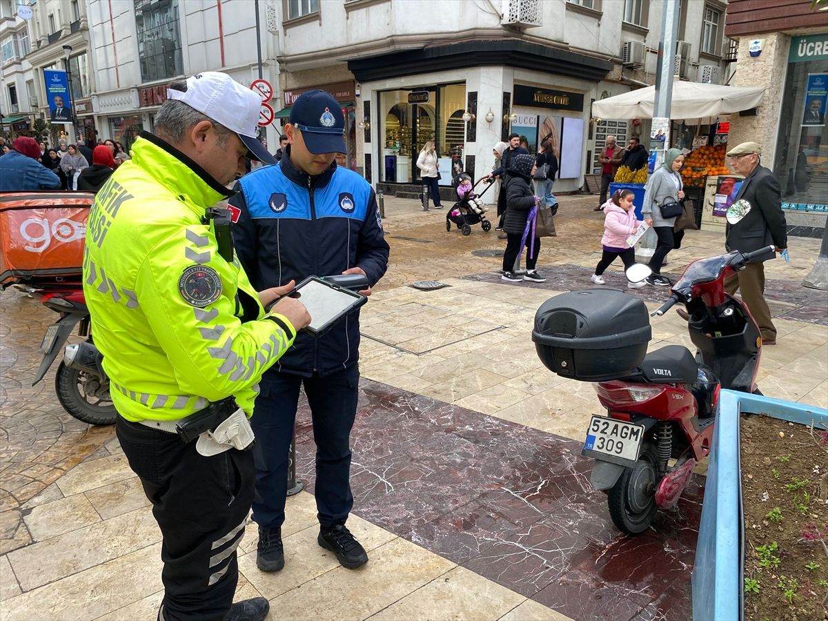 Ordu'da Trafiğe Kapalı Caddelerde 261 Motosiklet Sürücüsüne 364 Bin Liralık Ceza