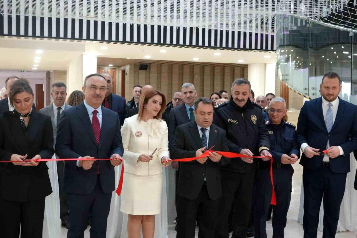 Tekirdağ’da Mahkumların Eserleriyle 62. Kütüphane Haftası “İyileştiren Kütüphane” Temasıyla Renkleniyor